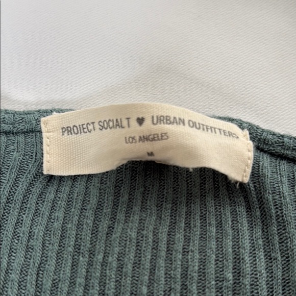 Project Social T Green Top M - Picture 2 of 2